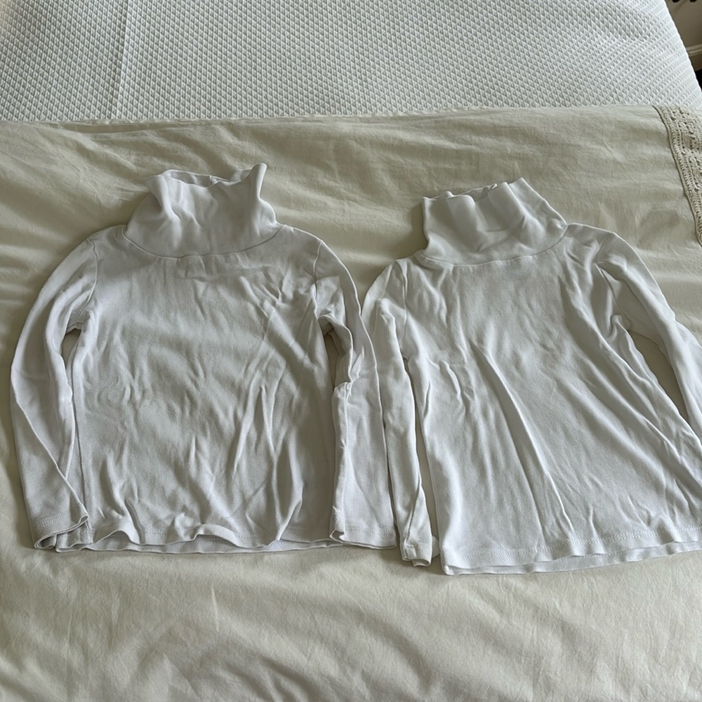 Carter’s white 3T turtleneck - set of two